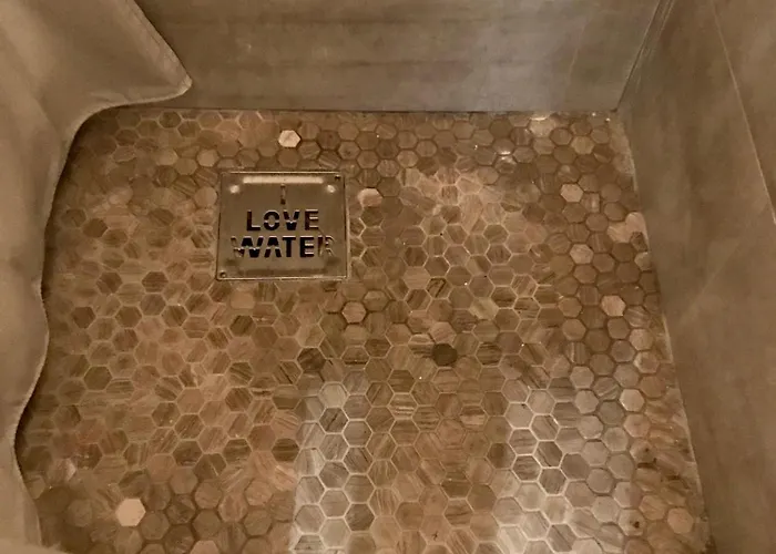 فيلة Helios On Golden كريس أكتي