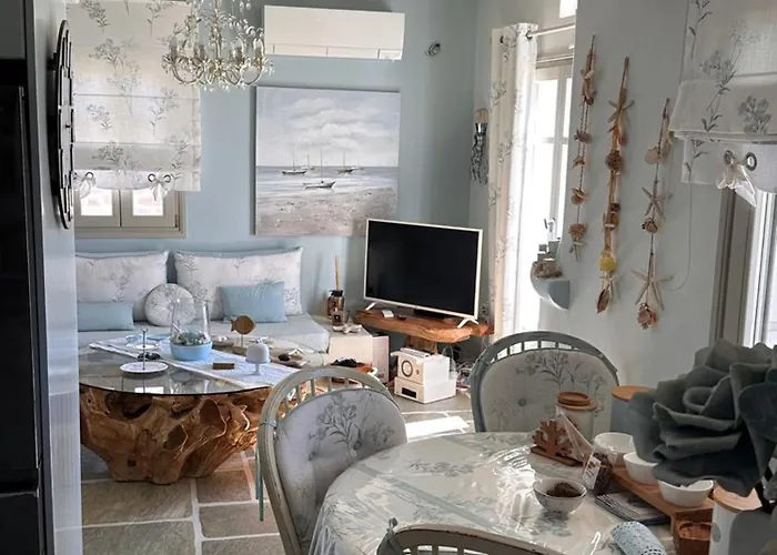 Helios On Golden كريس أكتي