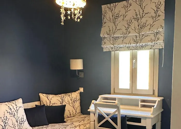 فيلة Helios On Golden *